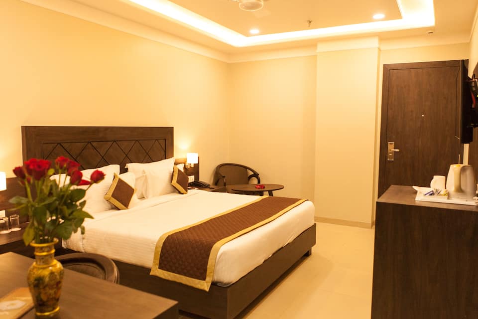 Hotel RG Inn